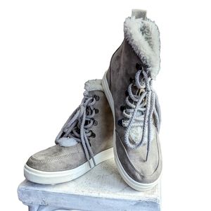 Madden Girl Women's Pulley Ankle Boot, Grey fabric Size 6.5